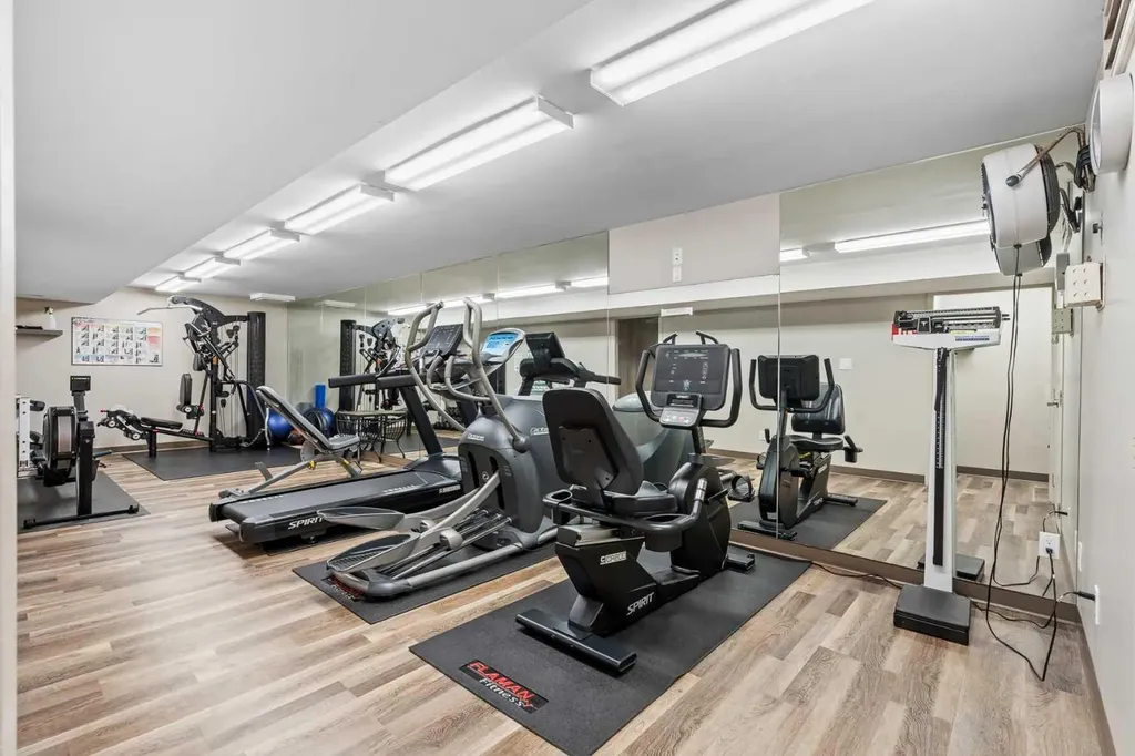 1901 Varsity Estates Drive NW Calgary AB T3B 4T7