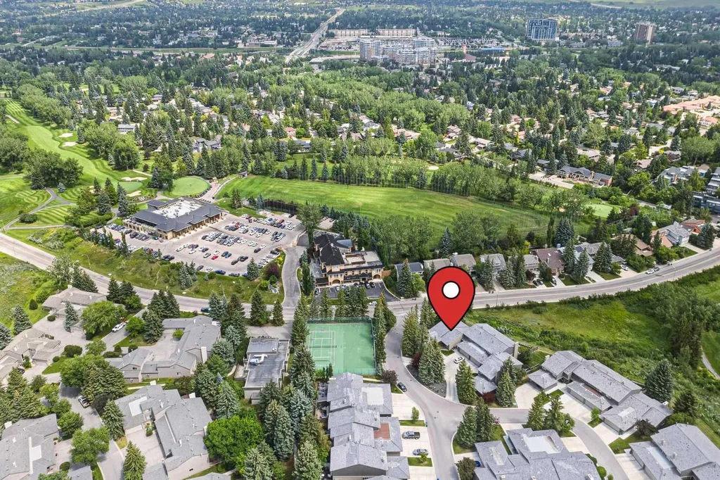 1901 Varsity Estates Drive NW Calgary AB T3B 4T7