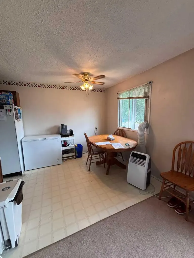 5 Acadia Road W Lethbridge AB T1K 4C1