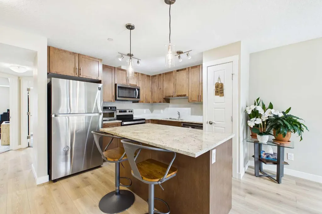 220 Livingston Common NE Calgary AB T3P 1K1