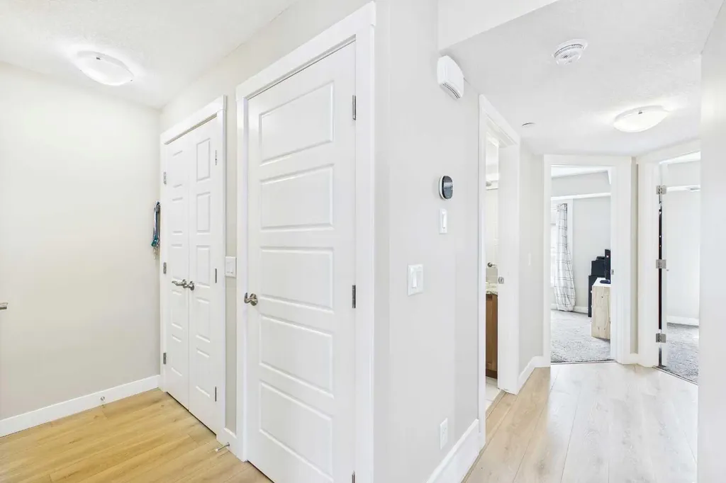 220 Livingston Common NE Calgary AB T3P 1K1