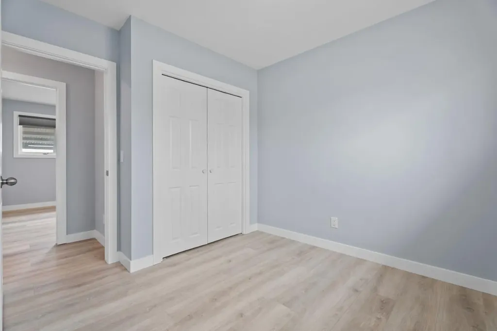 9408 5 Street SE Calgary AB T2J 1K5