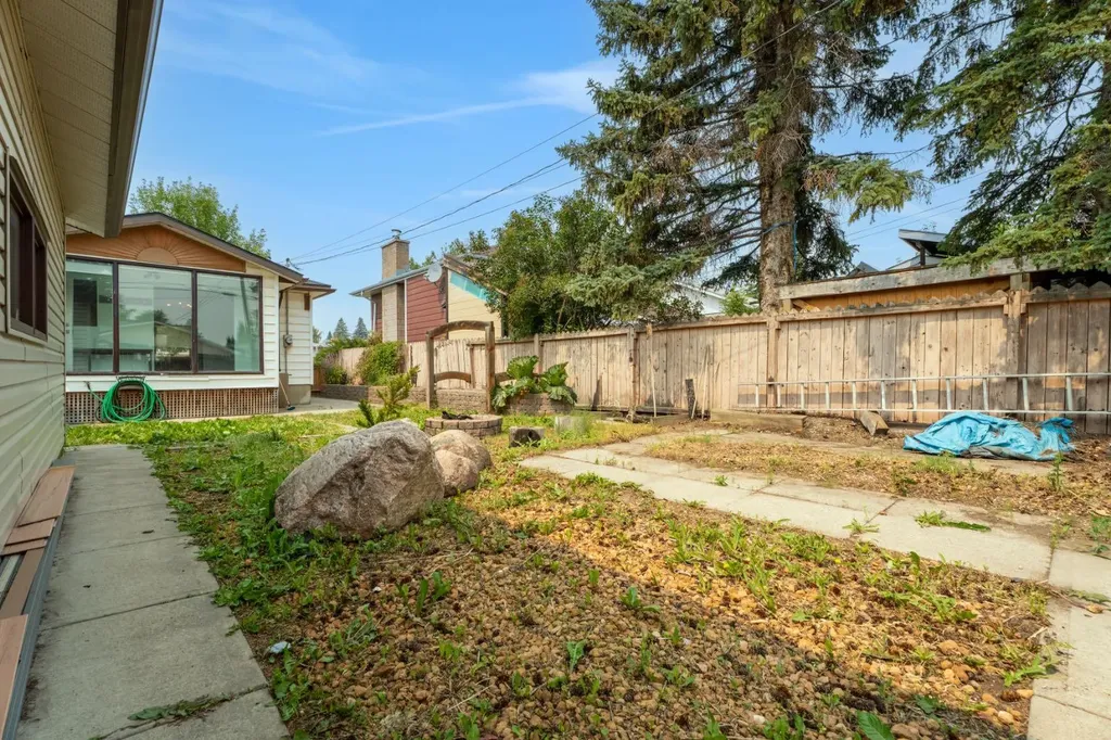 9408 5 Street SE Calgary AB T2J 1K5