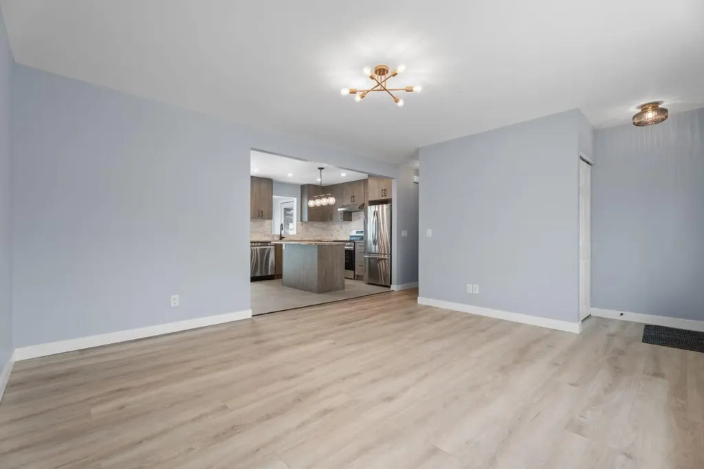 9408 5 Street SE Calgary AB T2J 1K5