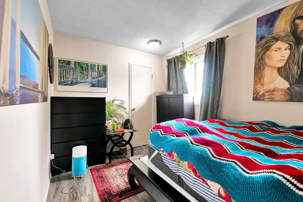 3722 Dover Ridge Drive SE Calgary AB T2B2C8