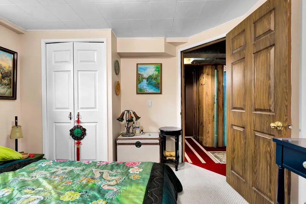 3722 Dover Ridge Drive SE Calgary AB T2B2C8