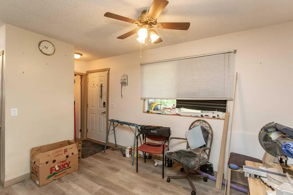 5246 47 Street Lacombe AB T4L 1H5