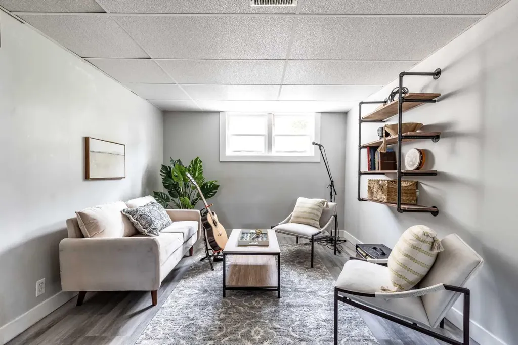 206 7 Street SE Medicine Hat AB T1A1J6