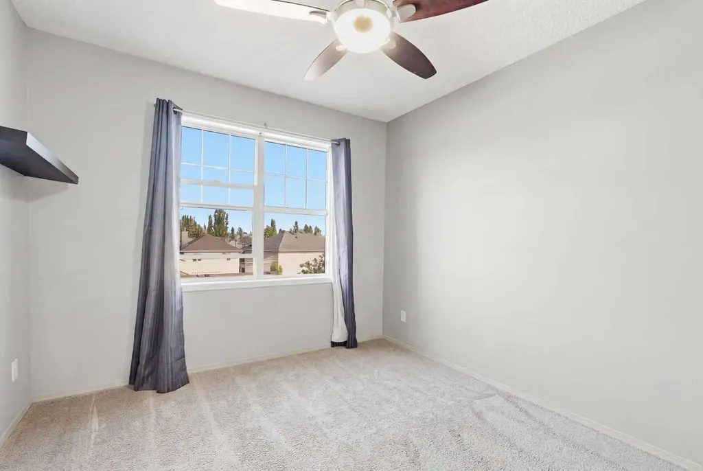 7171 Coach Hill Road SW Calgary AB T3H 3R7