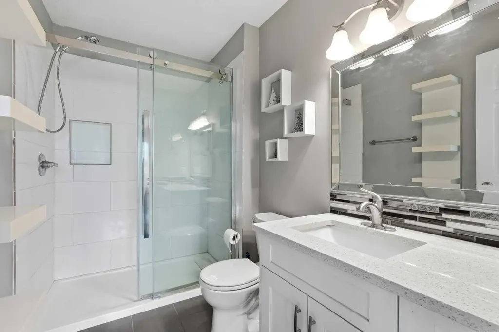 7171 Coach Hill Road SW Calgary AB T3H 3R7