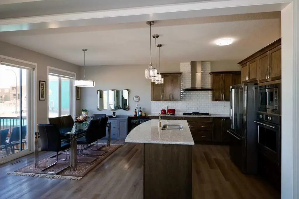 163 Cityside Park NE Calgary AB T3N 1P2