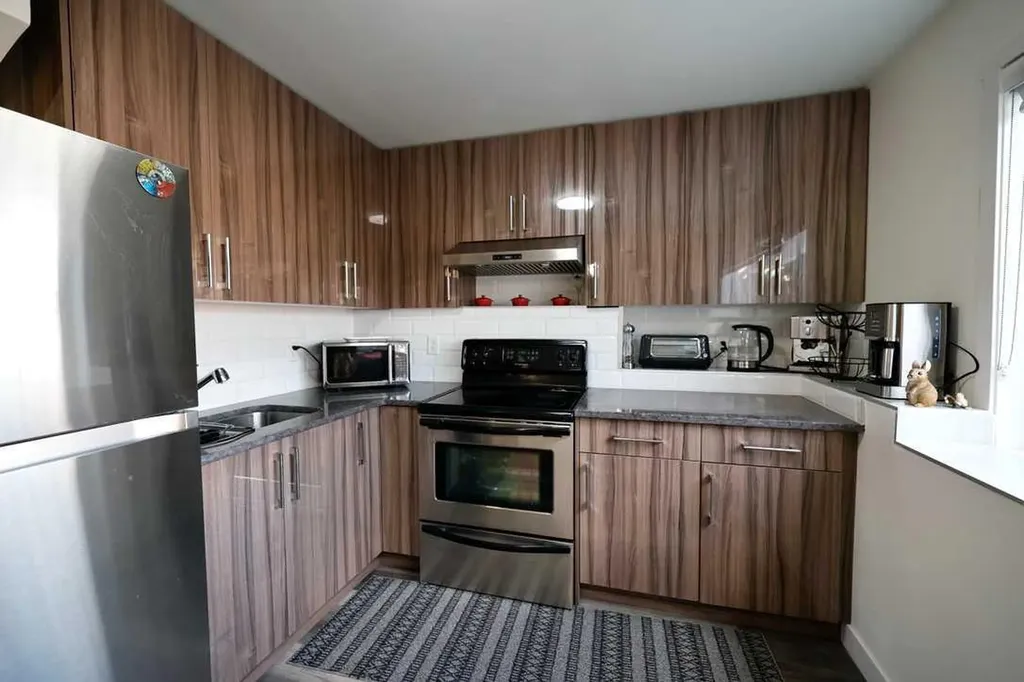 163 Cityside Park NE Calgary AB T3N 1P2