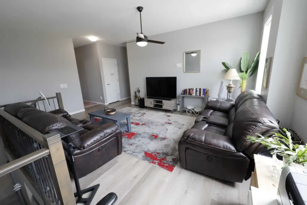 163 Cityside Park NE Calgary AB T3N 1P2