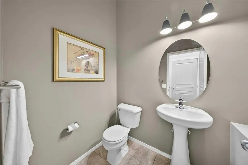 261 Copperstone Gardens SE Calgary AB T2Z 0L2