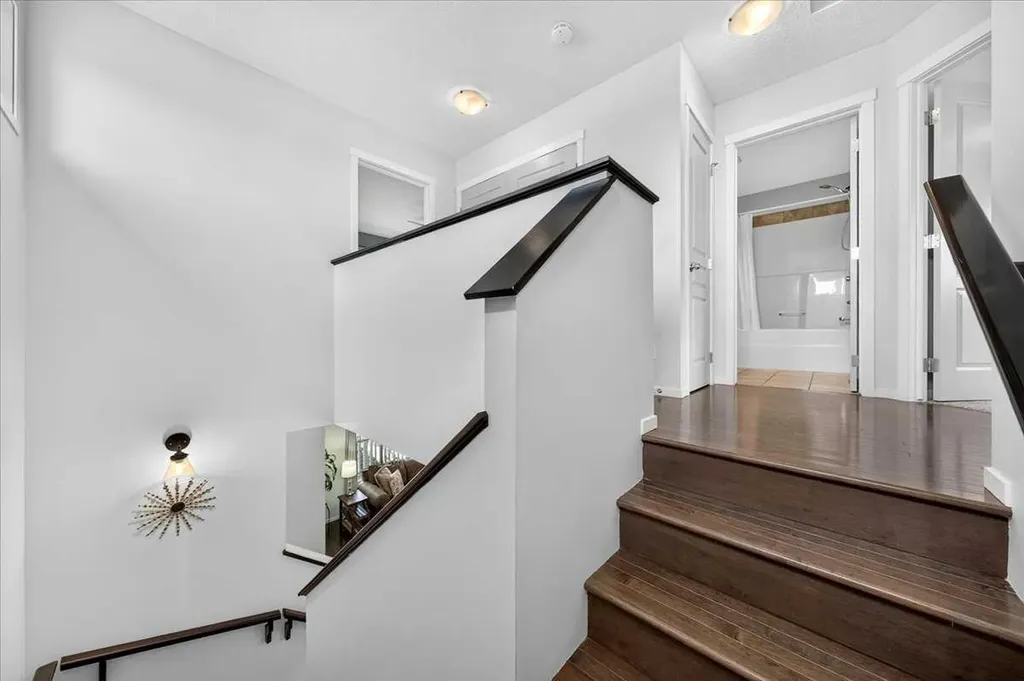 261 Copperstone Gardens SE Calgary AB T2Z 0L2