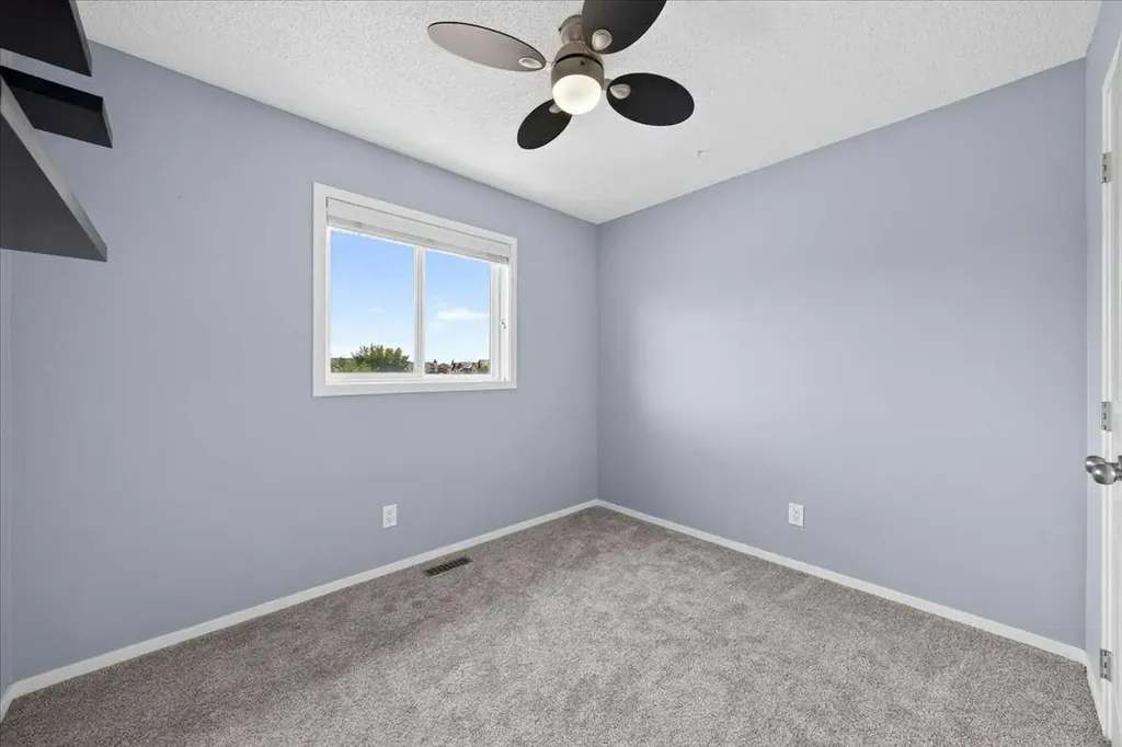 261 Copperstone Gardens SE Calgary AB T2Z 0L2