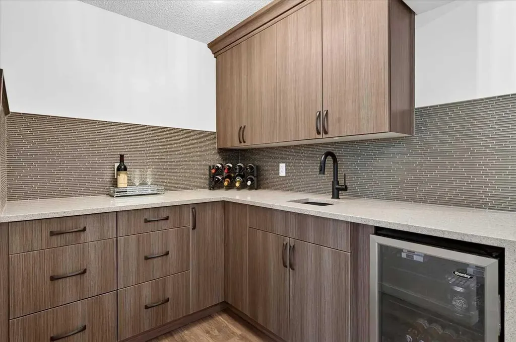261 Copperstone Gardens SE Calgary AB T2Z 0L2