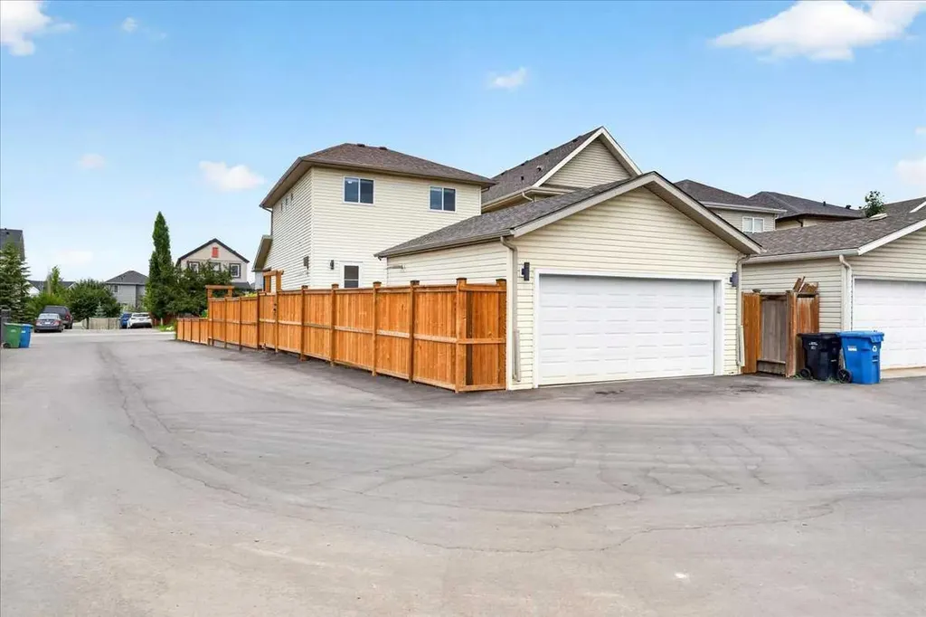 261 Copperstone Gardens SE Calgary AB T2Z 0L2