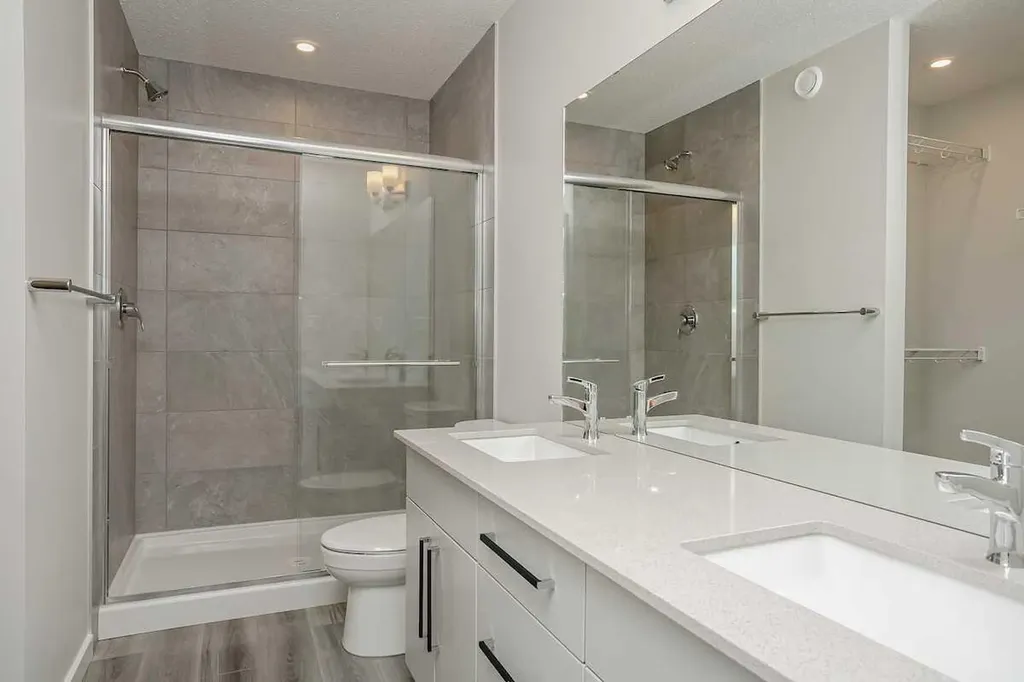235 Heartwood Grove SE Calgary AB T3M2K1