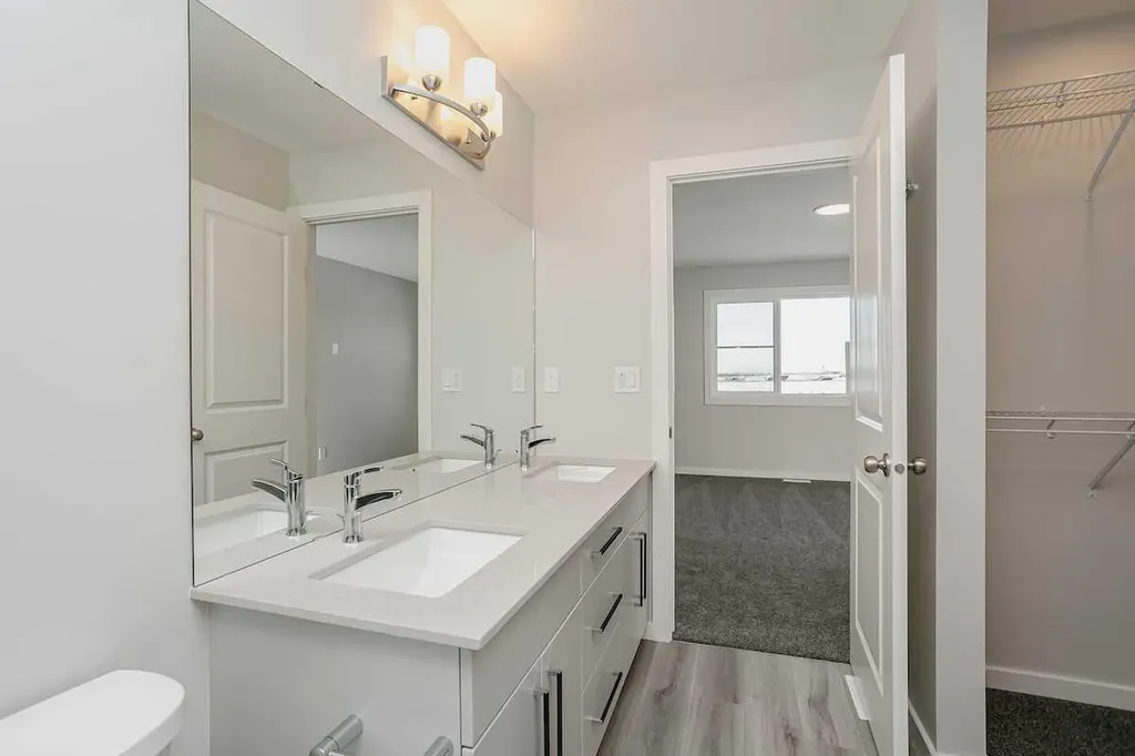 235 Heartwood Grove SE Calgary AB T3M2K1