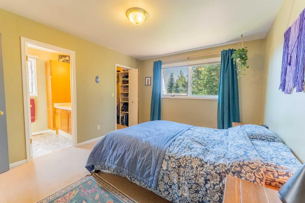 213 Lady Macdonald Drive Canmore AB T1W1H2
