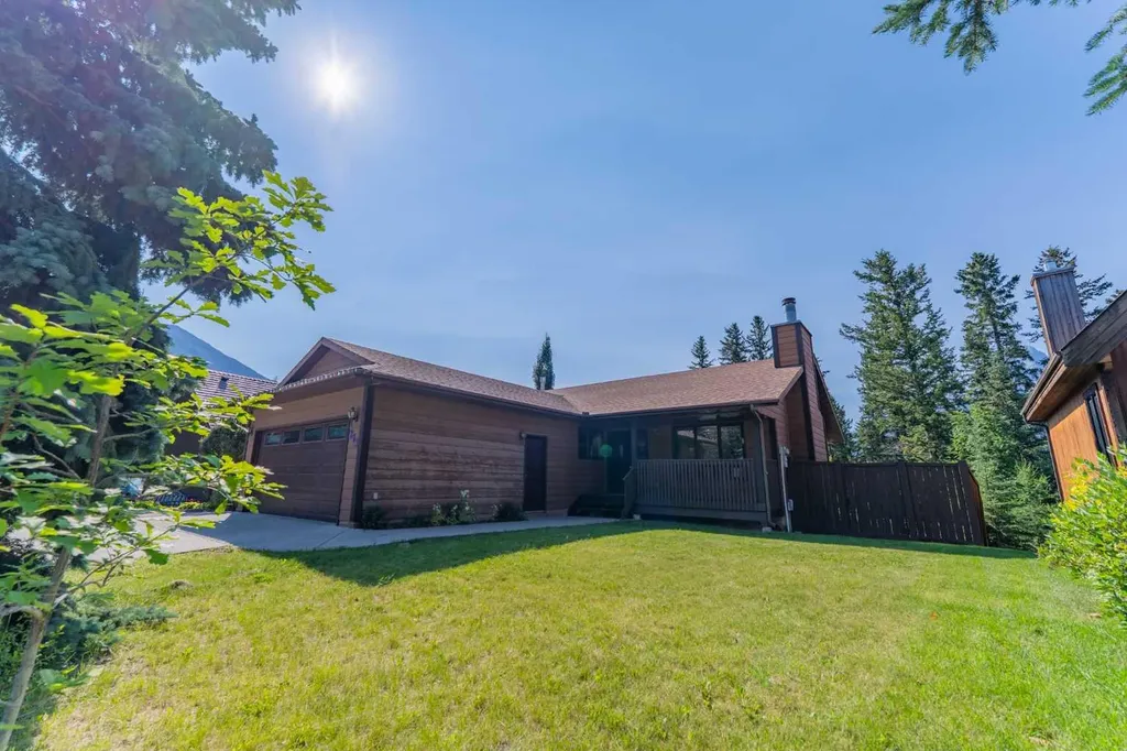 213 Lady Macdonald Drive Canmore AB T1W1H2