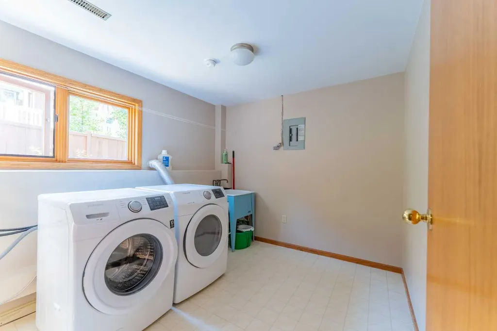 213 Lady Macdonald Drive Canmore AB T1W1H2