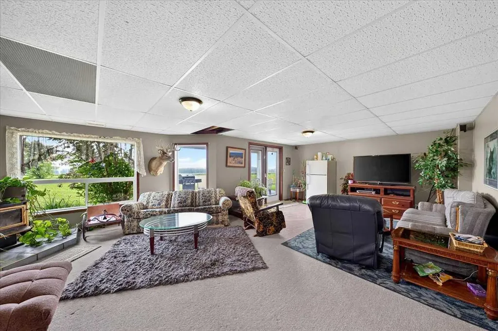 32442 Range Road 40 Rural Mountain View County AB T4H4C3