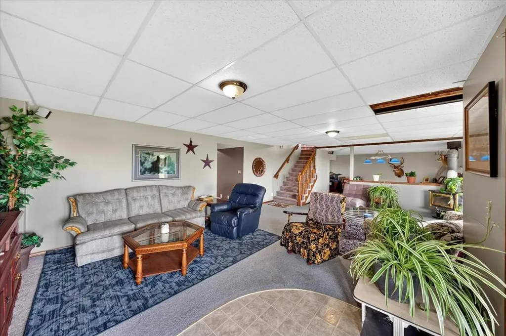 32442 Range Road 40 Rural Mountain View County AB T4H4C3
