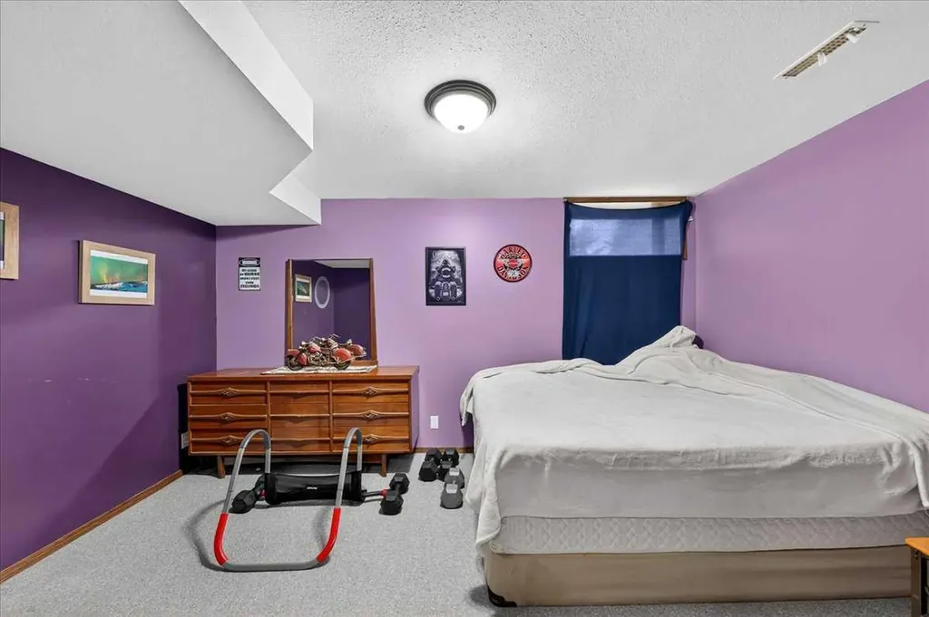 32442 Range Road 40 Rural Mountain View County AB T4H4C3