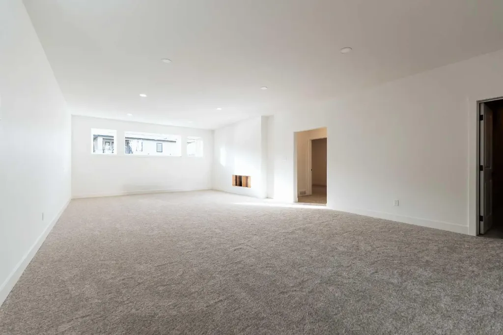 3076 21 Street Coaldale AB T1M 0G1