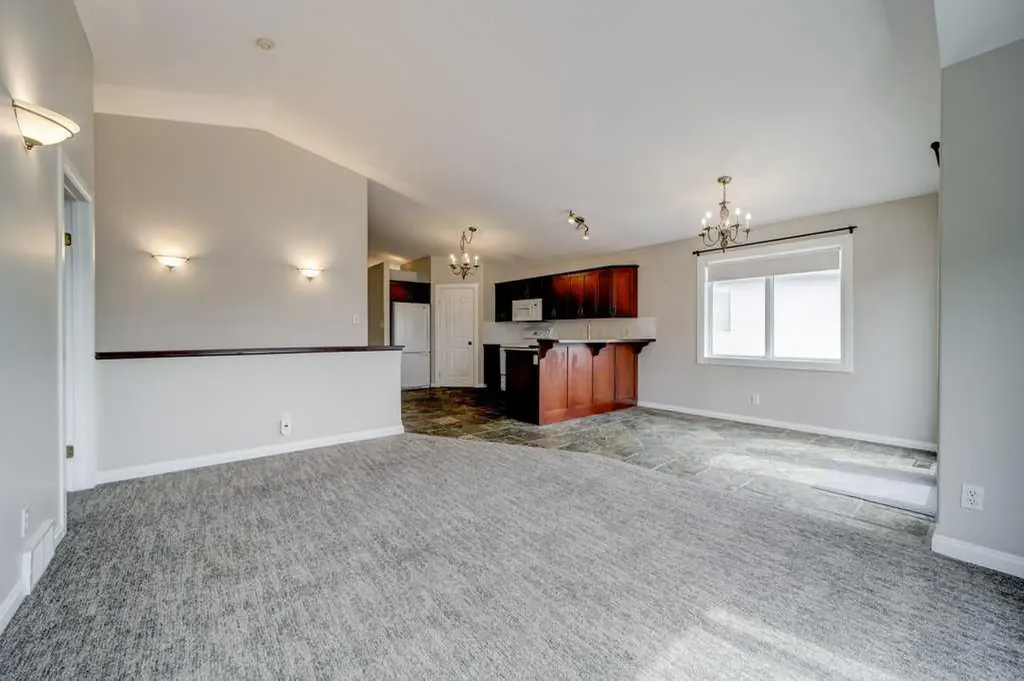 187 Cowichan Court W Lethbridge AB T1K 7T7