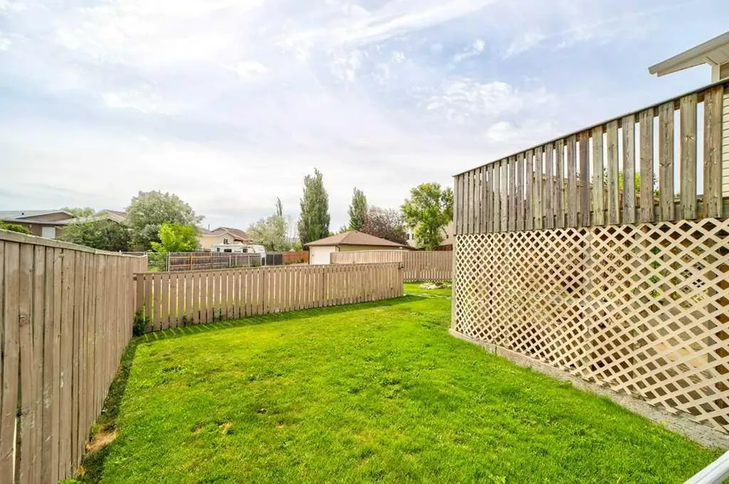 187 Cowichan Court W Lethbridge AB T1K 7T7