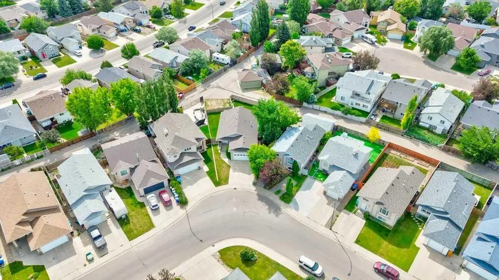 187 Cowichan Court W Lethbridge AB T1K 7T7