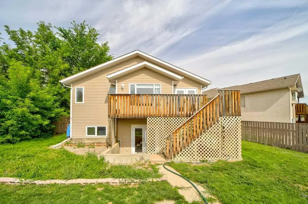 187 Cowichan Court W Lethbridge AB T1K 7T7