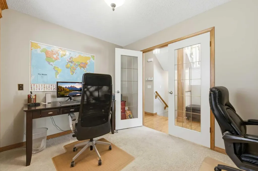71 Woodpark Close SW Calgary AB T2W 6G9
