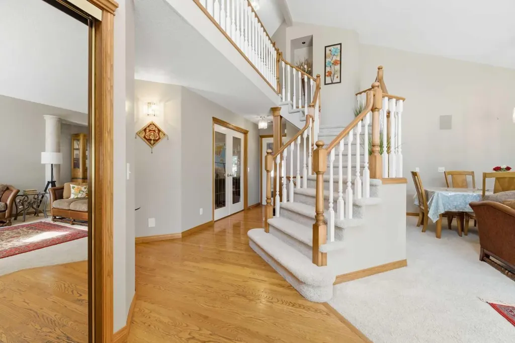 71 Woodpark Close SW Calgary AB T2W 6G9