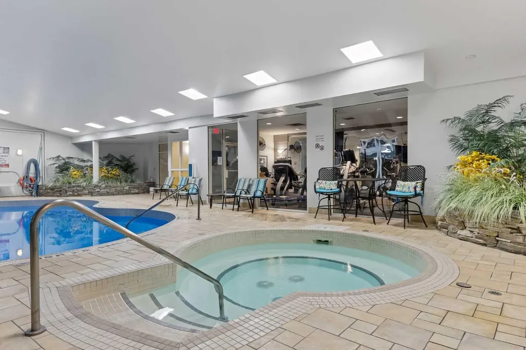 4603 Varsity Drive NW Calgary AB T3A 2V7