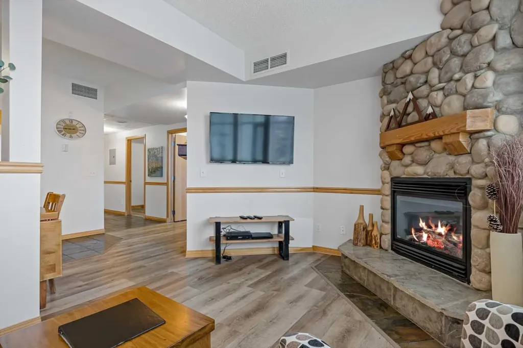 1151 Sidney Street Canmore AB T1W 3G1
