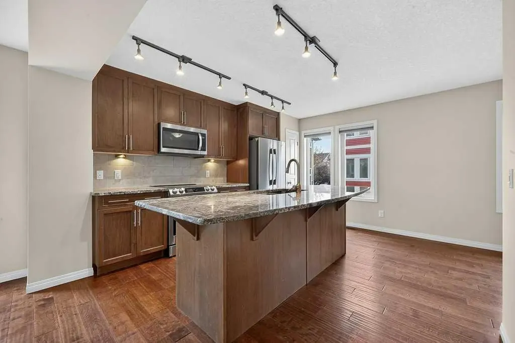 721 Auburn Bay Square SE Calgary AB T3M0Y7