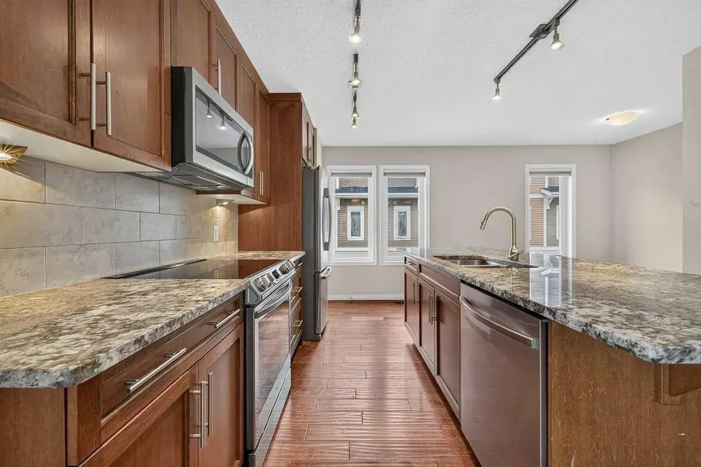 721 Auburn Bay Square SE Calgary AB T3M0Y7