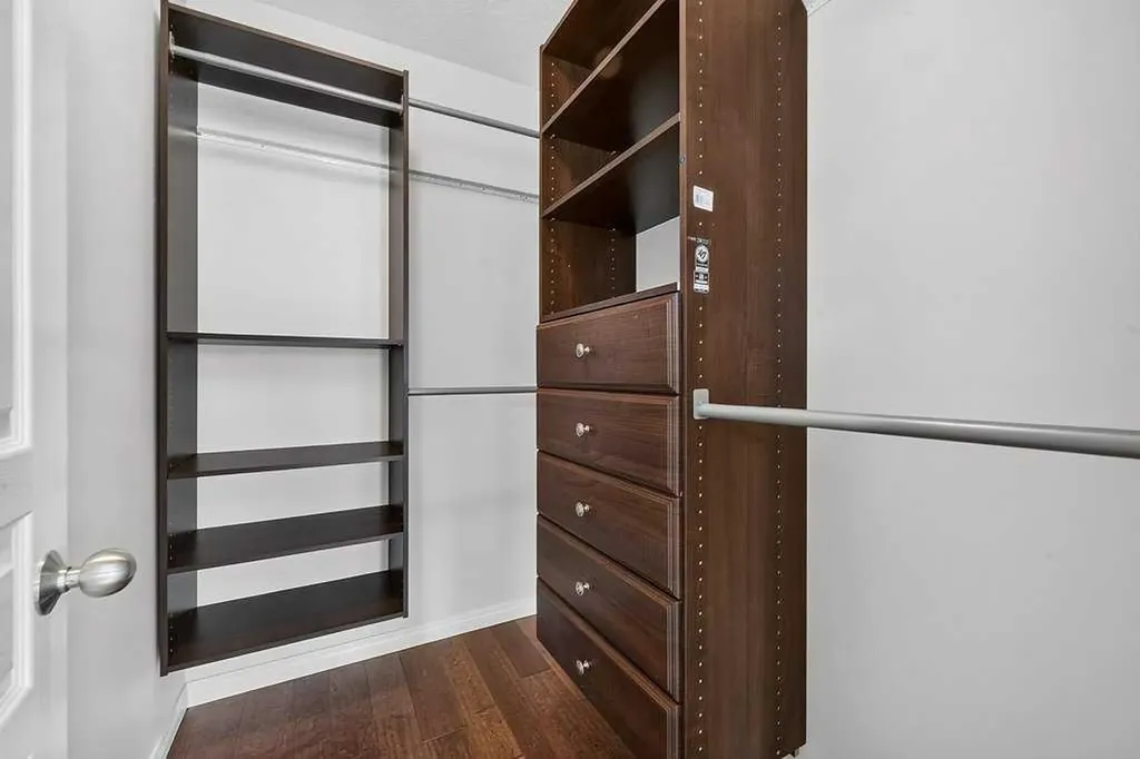 721 Auburn Bay Square SE Calgary AB T3M0Y7