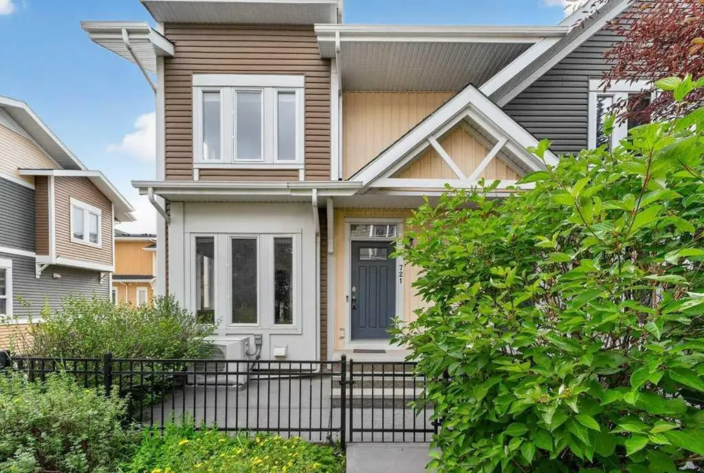 721 Auburn Bay Square SE Calgary AB T3M0Y7