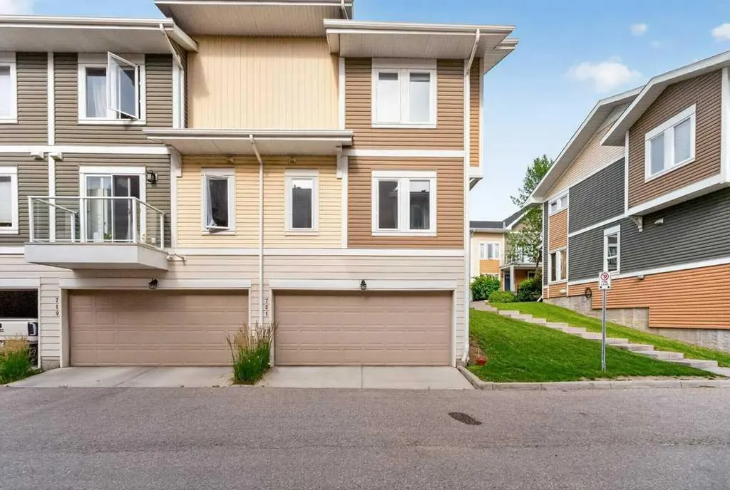 721 Auburn Bay Square SE Calgary AB T3M0Y7