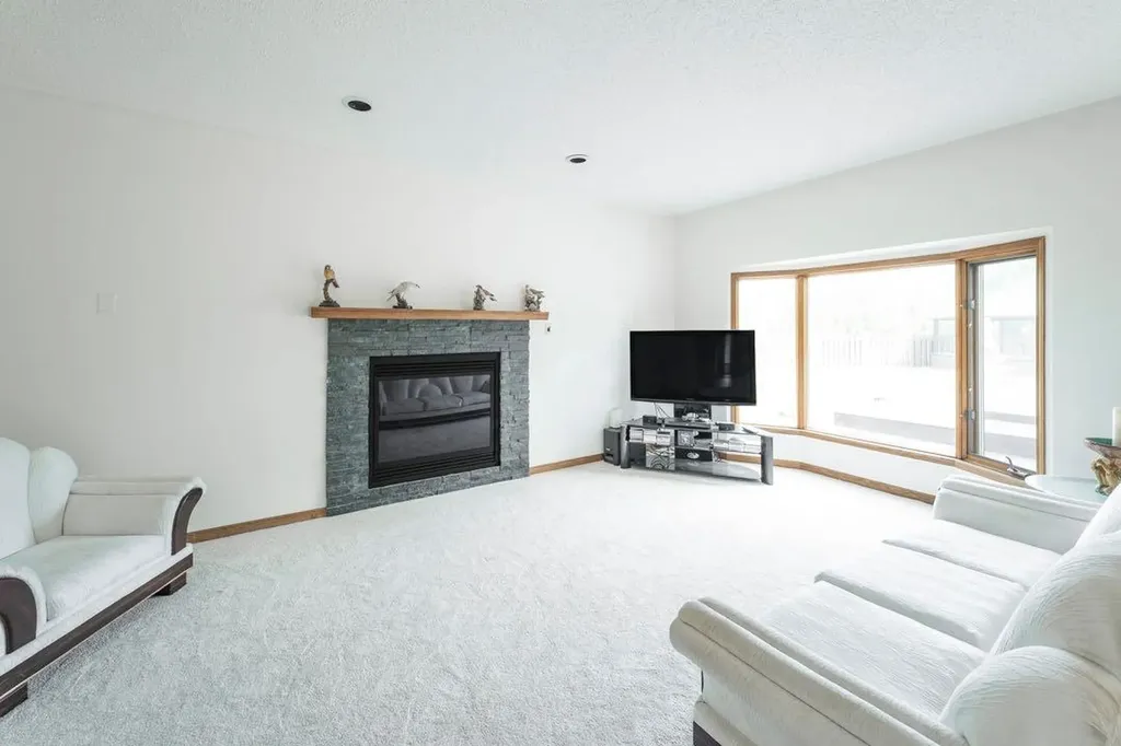 118 Dickins Close Fort Mcmurray AB T9K 1X5