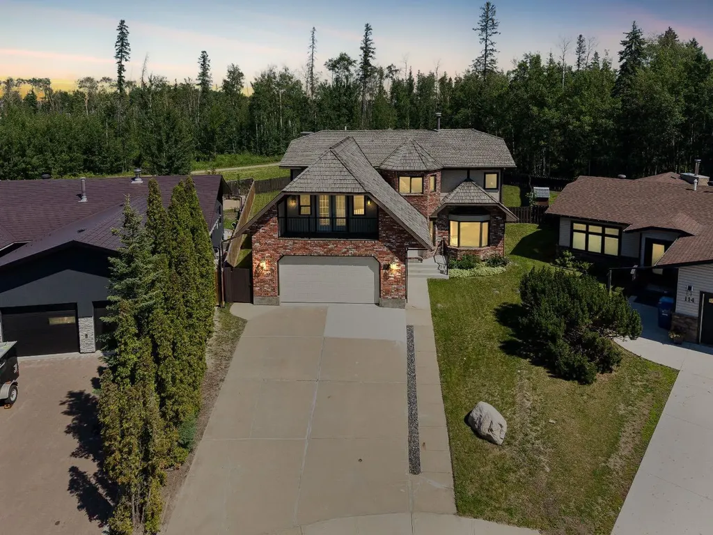 118 Dickins Close Fort Mcmurray AB T9K 1X5