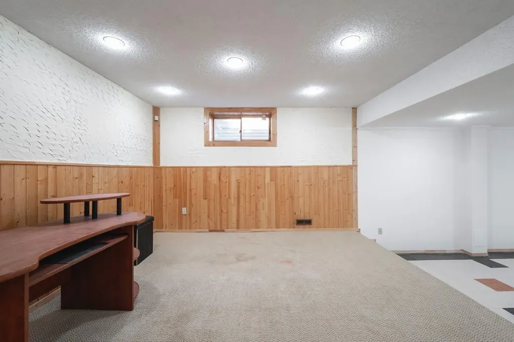 118 Dickins Close Fort Mcmurray AB T9K 1X5