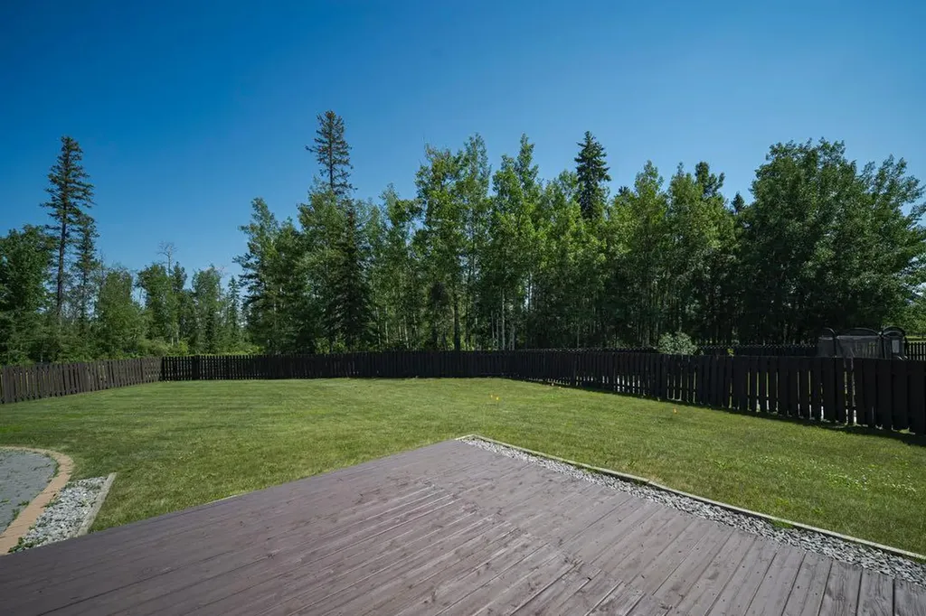 118 Dickins Close Fort Mcmurray AB T9K 1X5