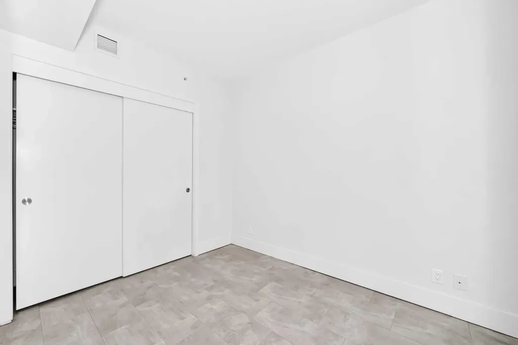 901 10 Avenue SW Calgary AB T2R 0B5