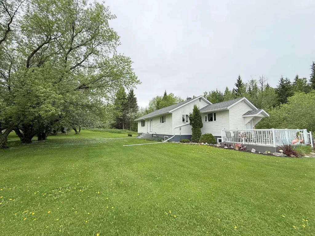 213078 Township Road 690 Rural Athabasca County AB T9S 2B1